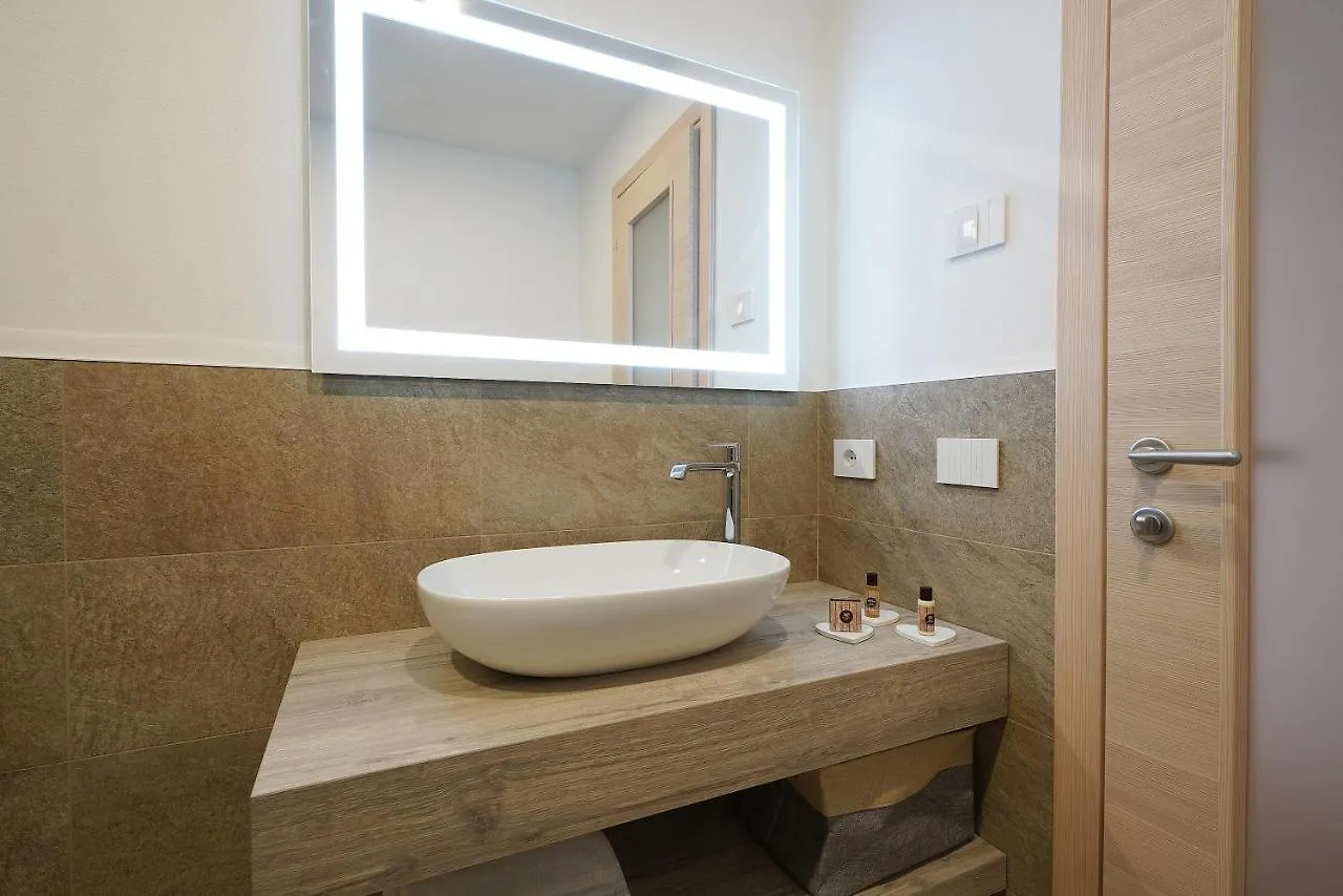 Agriturismo Hegemone Tremosine Apartment